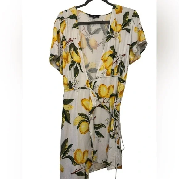 Lulus Ala Tart Lemon Print Wrap Dress - Picture 5 of 11